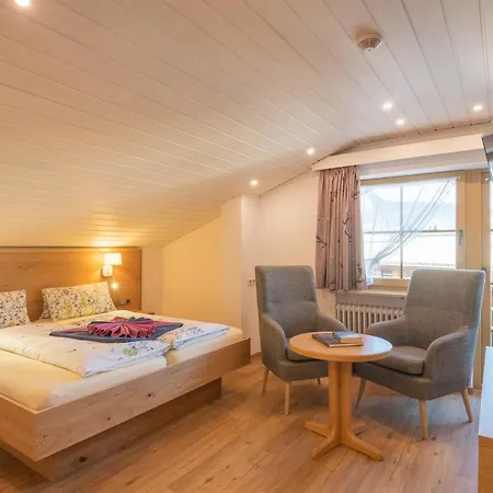 Lägenhetshotell Sonnenheim 3*